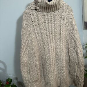 Elegant Cream Cable Knit Cape